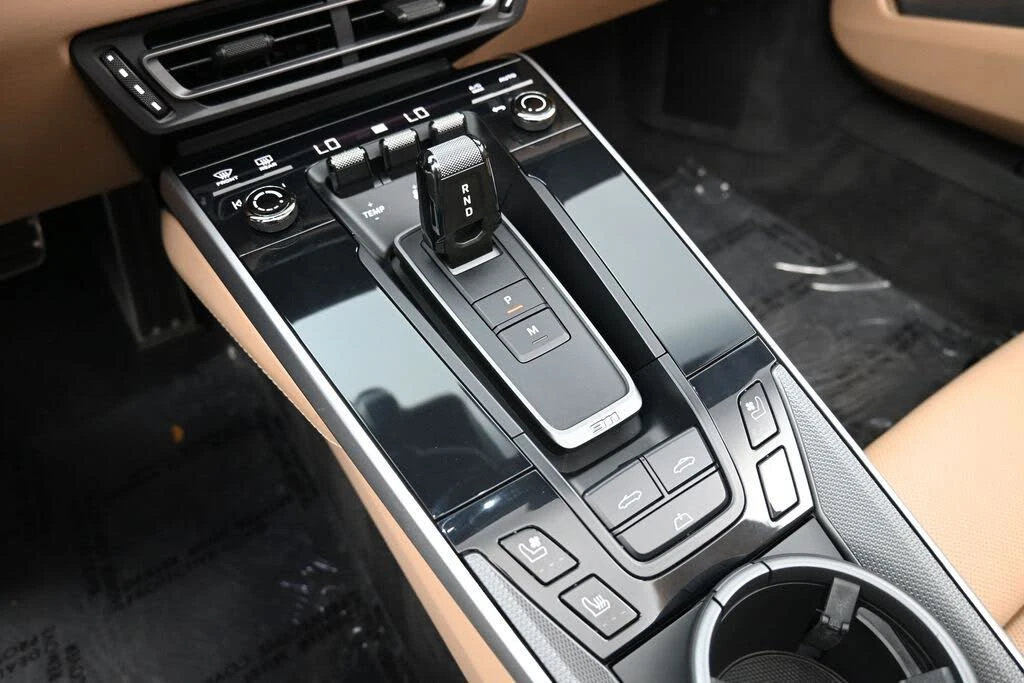 2021 Porsche 992 Turbo - Image 19 of 31
