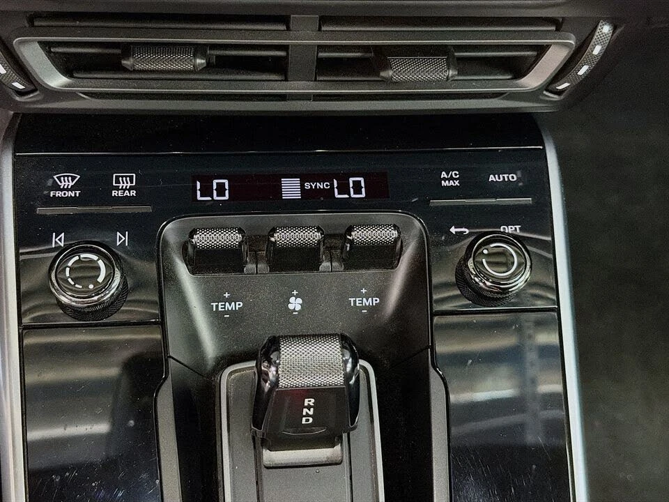 2021 Porsche 992 Turbo - Image 17 of 31
