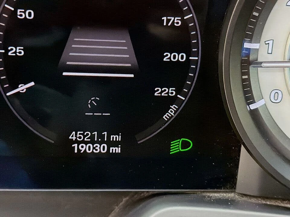 2021 Porsche 992 Turbo - Image 13 of 31