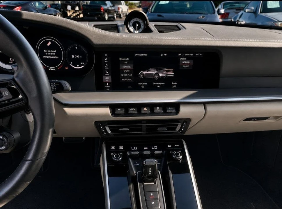 2021 Porsche 992 Turbo - Image 14 of 16