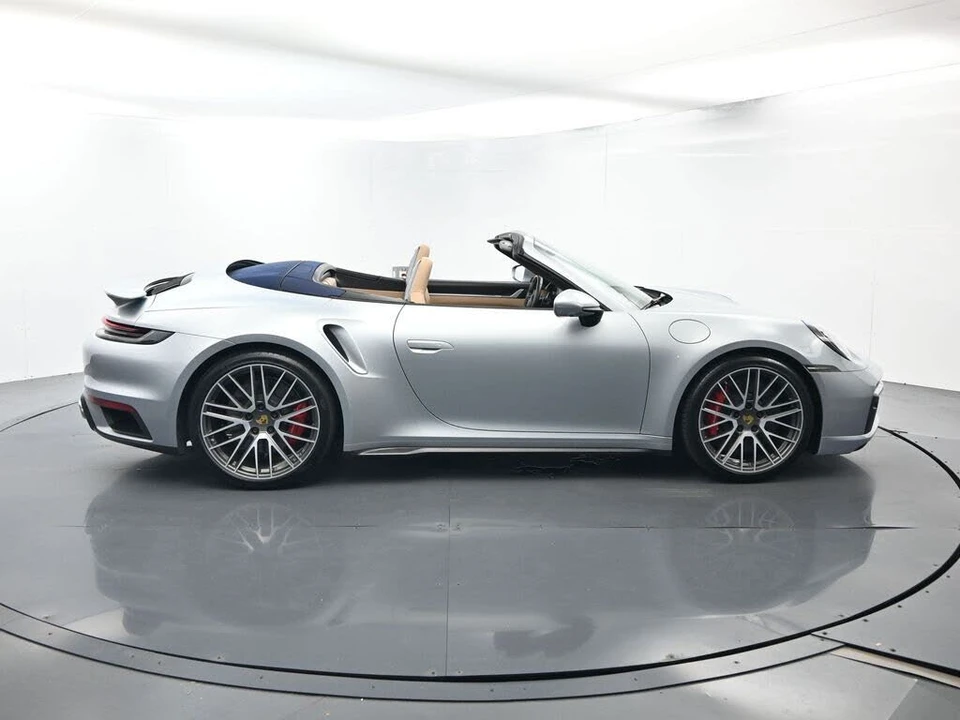 2021 Porsche 992 Turbo - Image 16 of 31