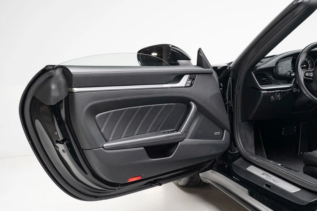 2021 Porsche 992 Turbo - Image 21 of 31