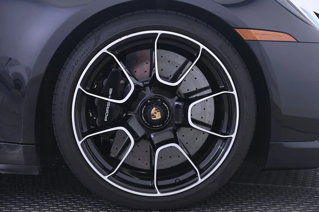2021 Porsche 992 Turbo - Image 17 of 31