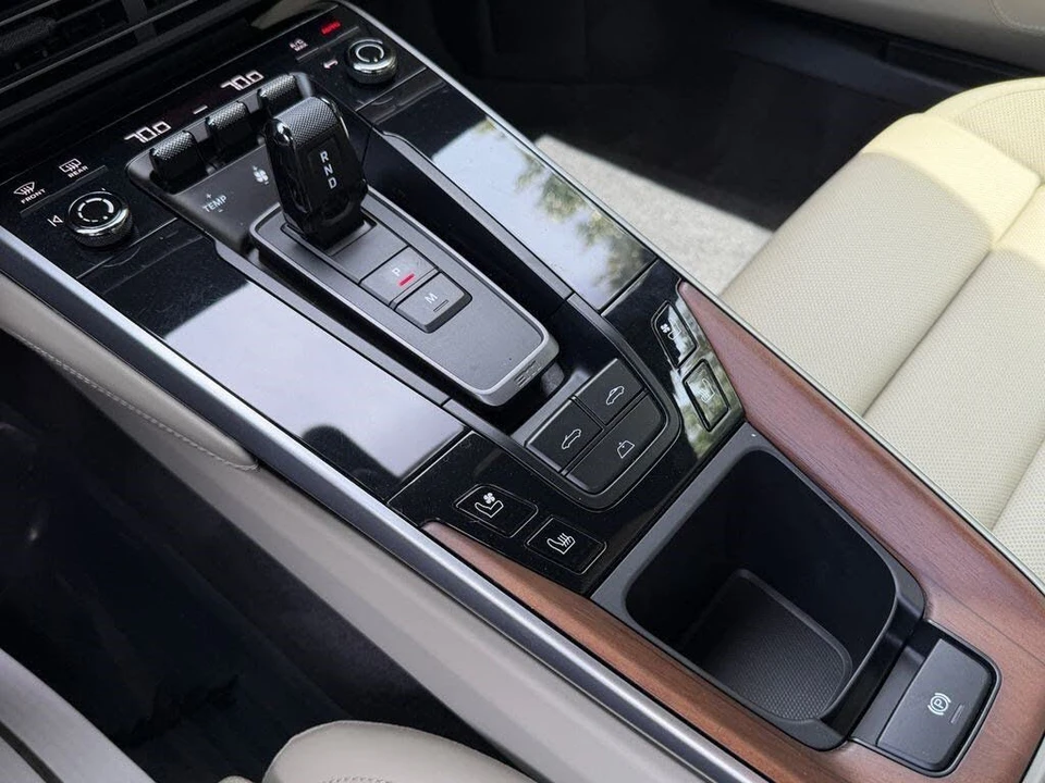 2021 Porsche 992 Turbo - Image 28 of 31