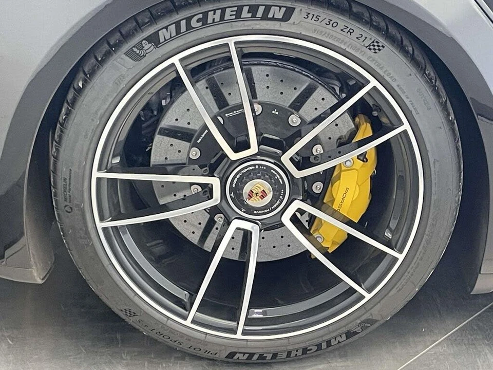 2021 Porsche 992 Turbo - Image 13 of 31
