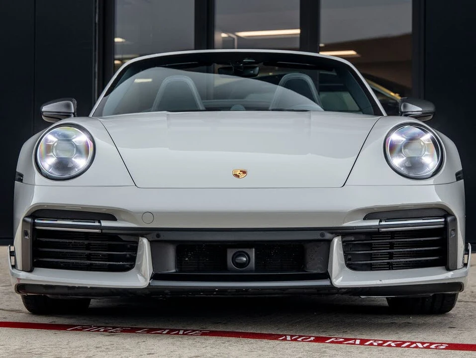 2021 Porsche 992 Turbo - Image 8 of 31