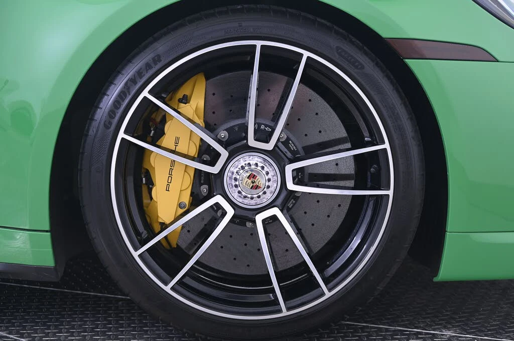 2021 Porsche 992 Turbo - Image 17 of 31
