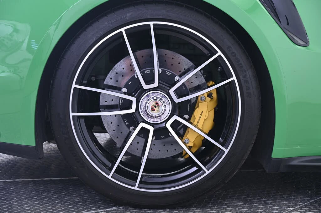 2021 Porsche 992 Turbo - Image 16 of 31