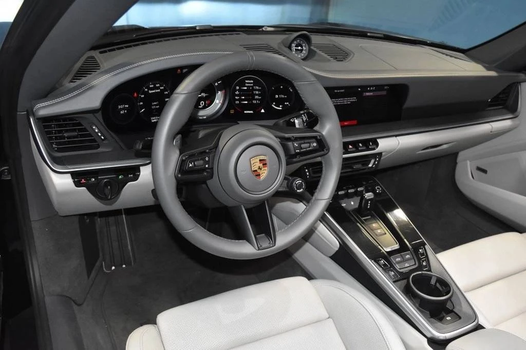 2021 Porsche 992 Turbo - Image 4 of 4