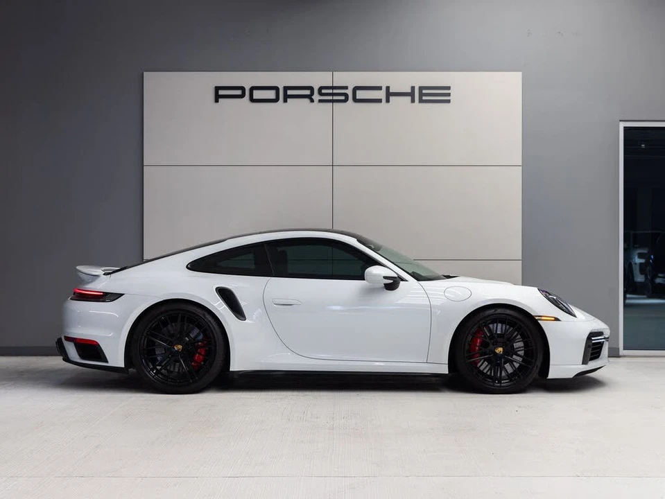 2021 Porsche 992 Turbo - Image 8 of 31