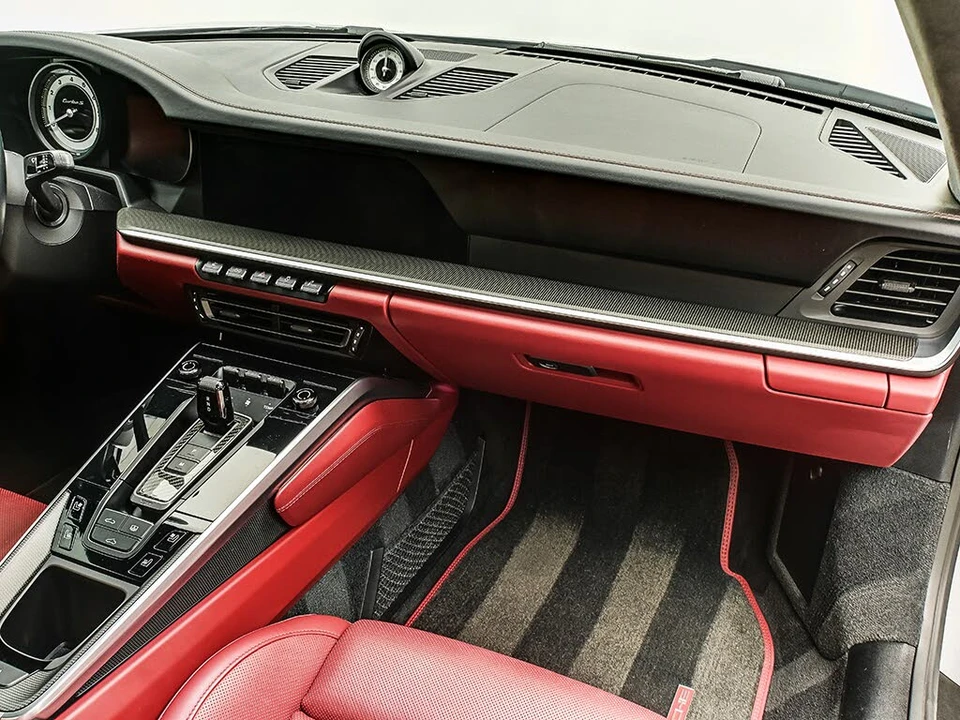 2021 Porsche 992 Turbo - Image 16 of 31