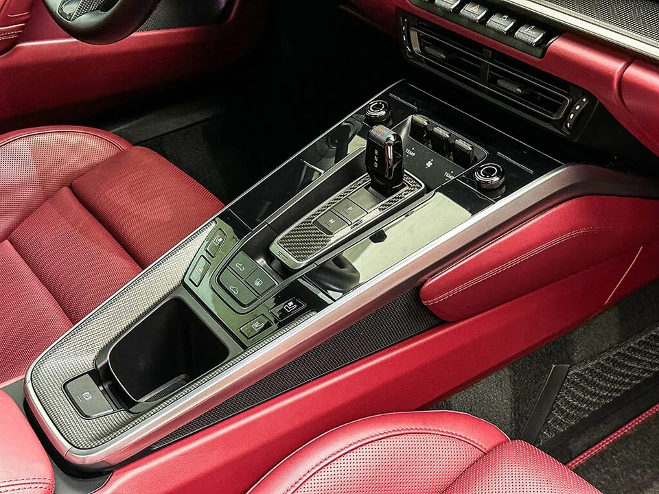 2021 Porsche 992 Turbo - Image 15 of 31