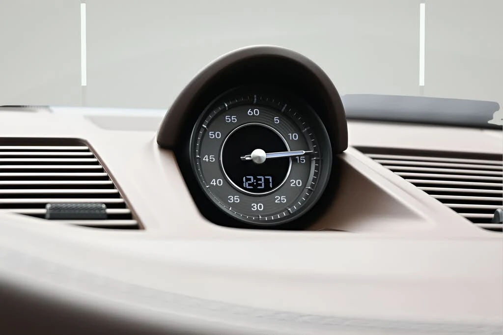 2021 Porsche 992 Turbo - Image 18 of 31