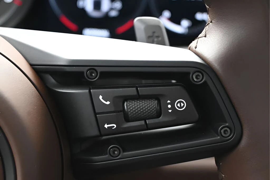 2021 Porsche 992 Turbo - Image 23 of 31