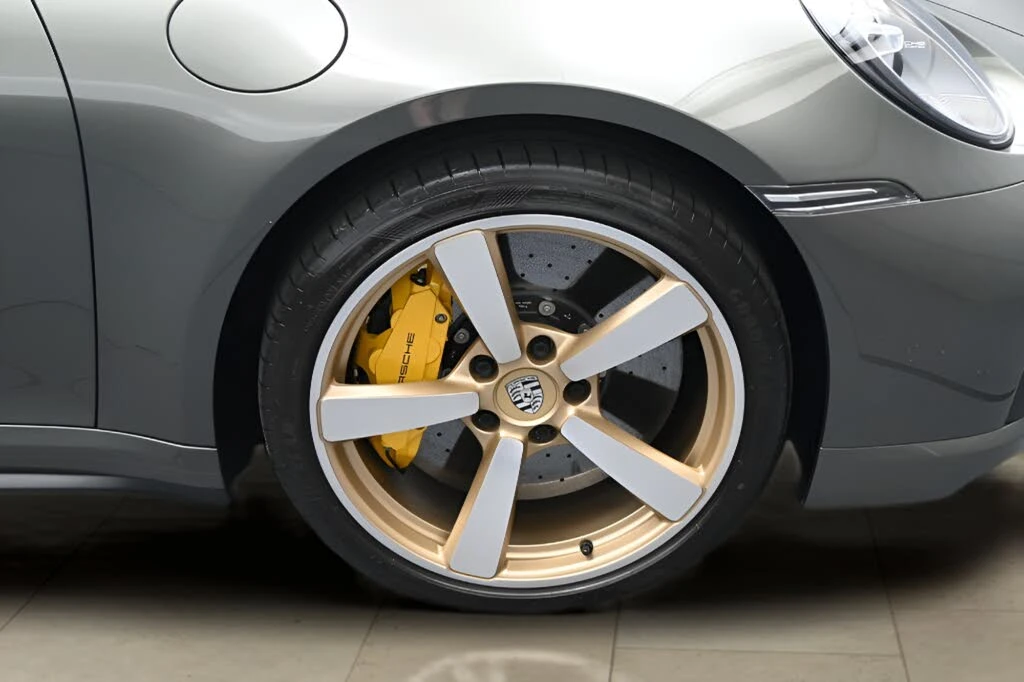 2021 Porsche 992 Turbo - Image 11 of 31