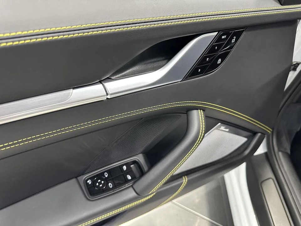 2021 Porsche 992 Turbo - Image 15 of 31