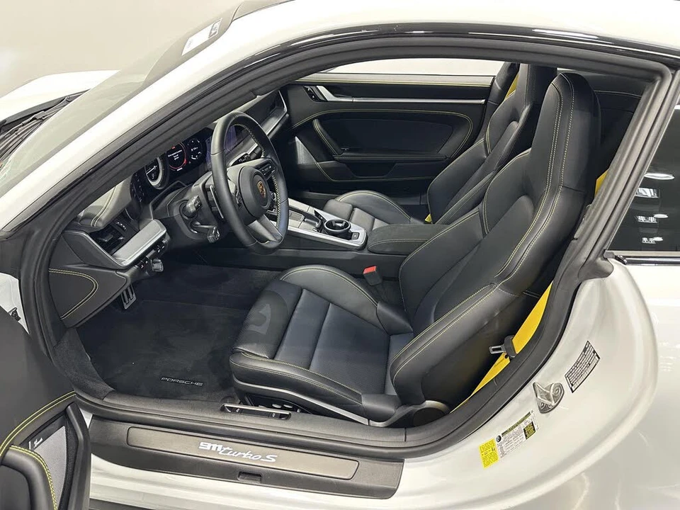 2021 Porsche 992 Turbo - Image 16 of 31
