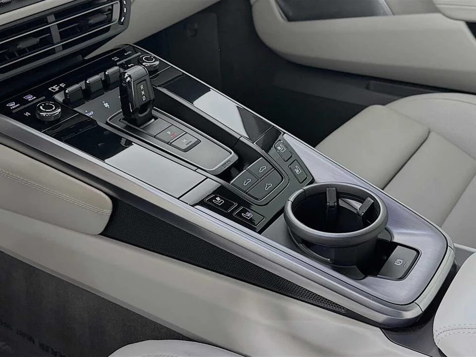 2021 Porsche 992 Turbo - Image 21 of 31
