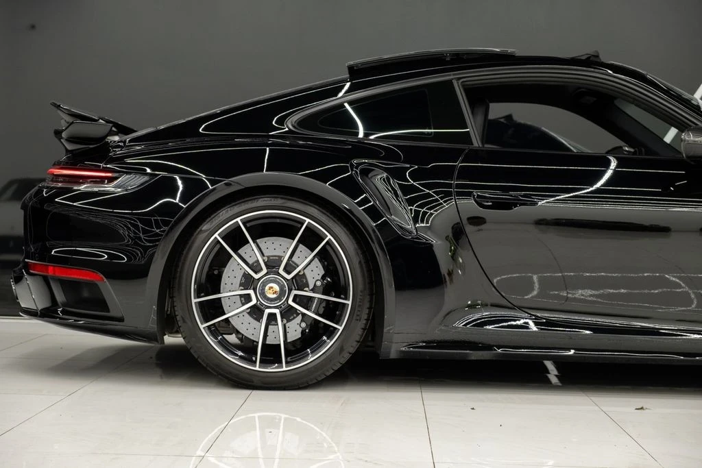 2021 Porsche 992 Turbo - Image 8 of 21