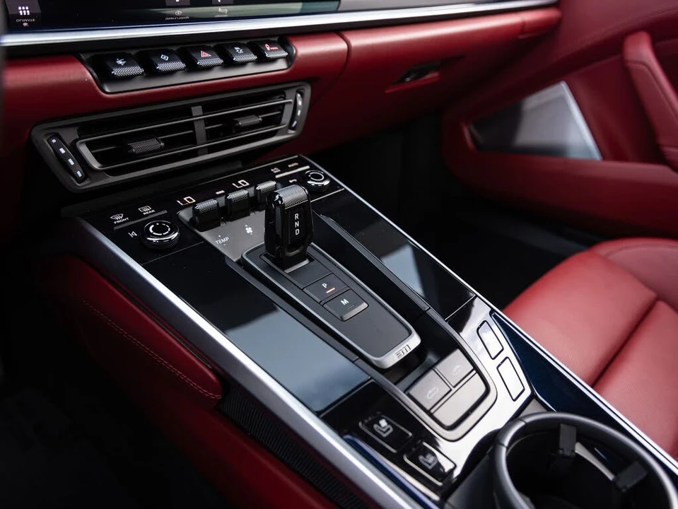 2021 Porsche 992 Turbo S - Image 18 of 31
