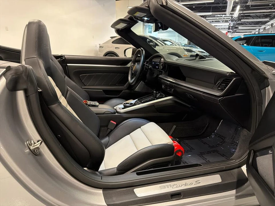 2021 Porsche 992 Turbo S - Image 27 of 31