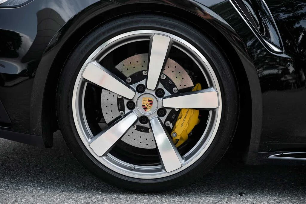 2021 Porsche 992 Turbo S - Image 19 of 31