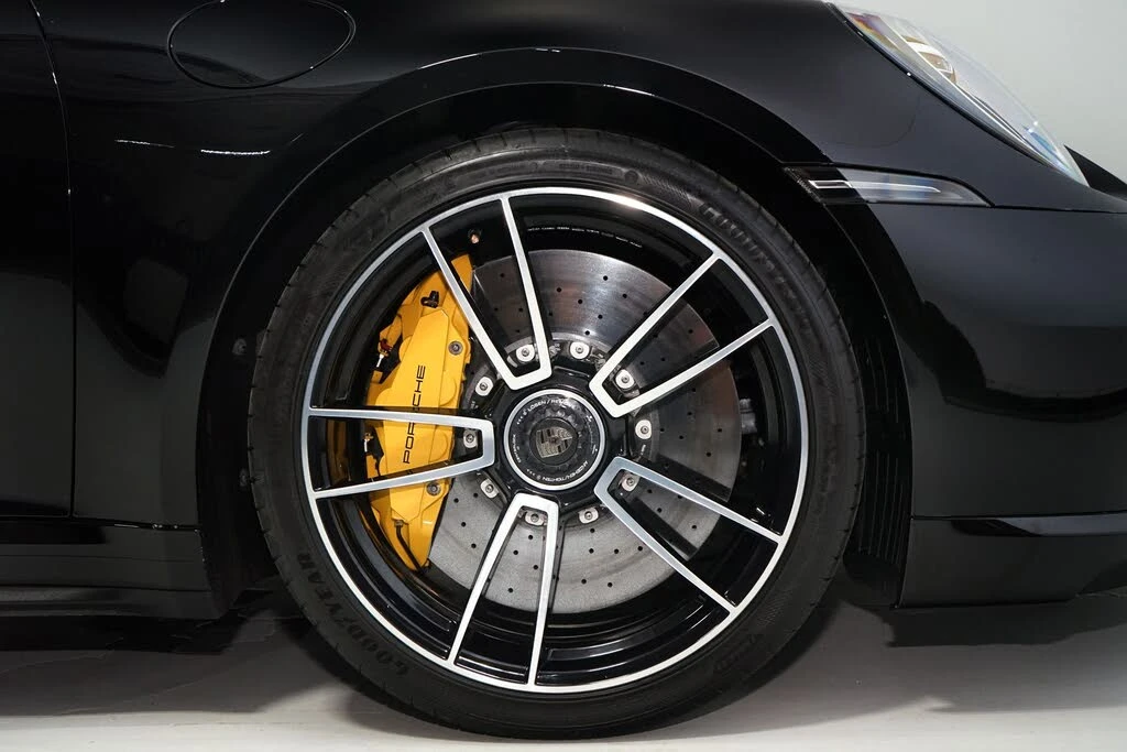 2021 Porsche 992 Turbo S - Image 9 of 31