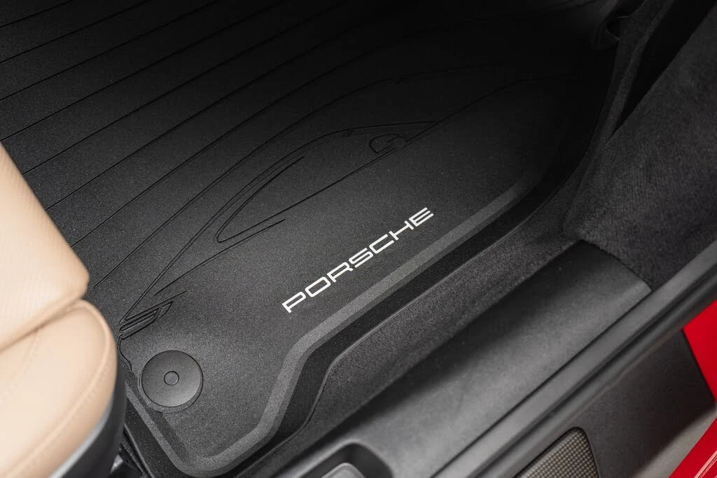 2021 Porsche 992 Turbo S - Image 28 of 31