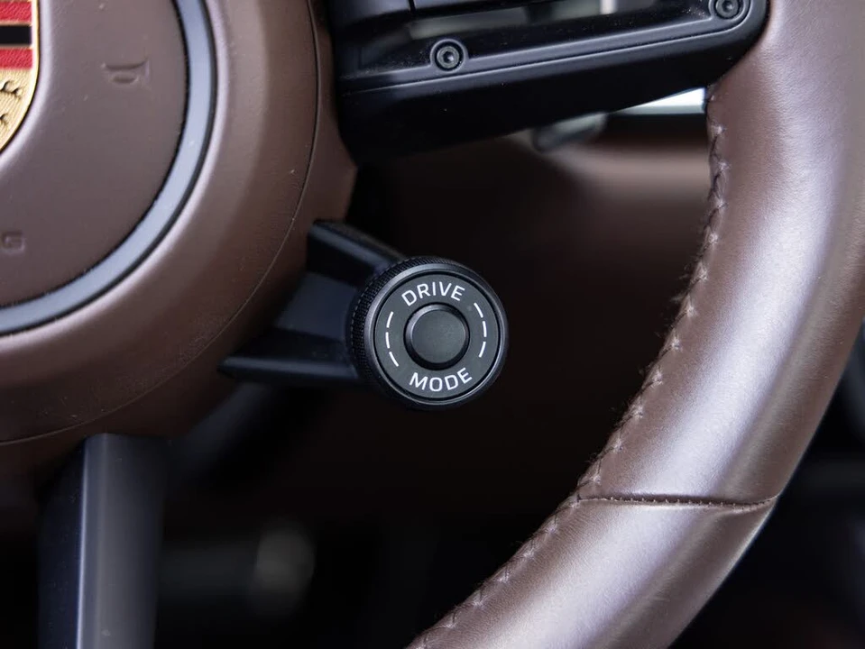 2021 Porsche 992 Turbo S - Image 15 of 31