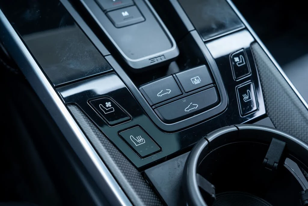2021 Porsche 992 Turbo S - Image 19 of 30