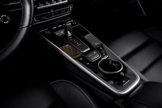 2021 Porsche 992 Turbo S - Image 25 of 31
