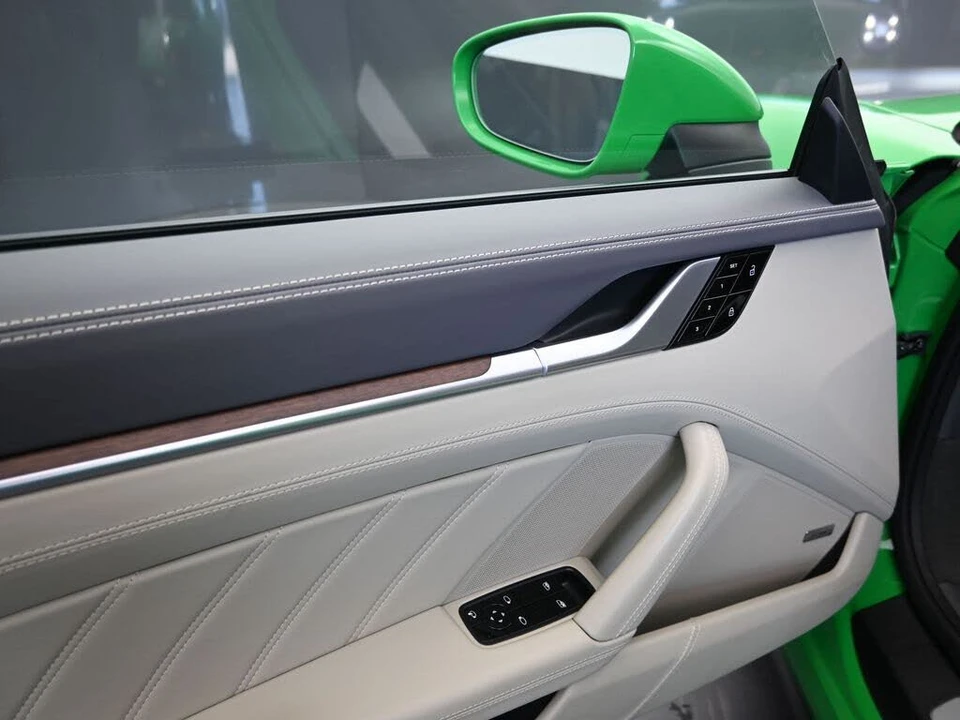 2021 Porsche 992 Turbo S - Image 11 of 31