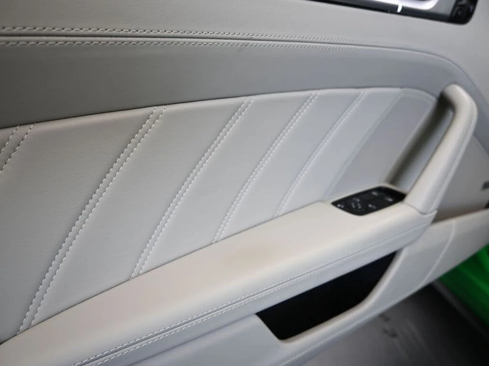 2021 Porsche 992 Turbo S - Image 12 of 31