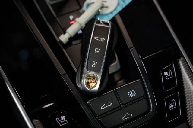2021 Porsche 992 Turbo S - Image 25 of 30