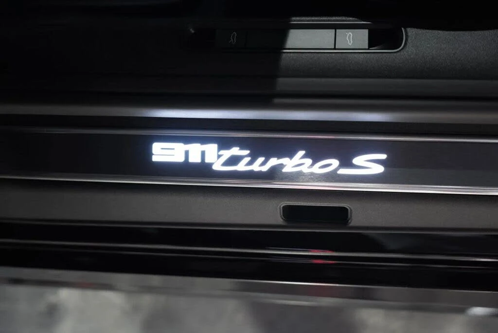 2021 Porsche 992 Turbo S - Image 17 of 31