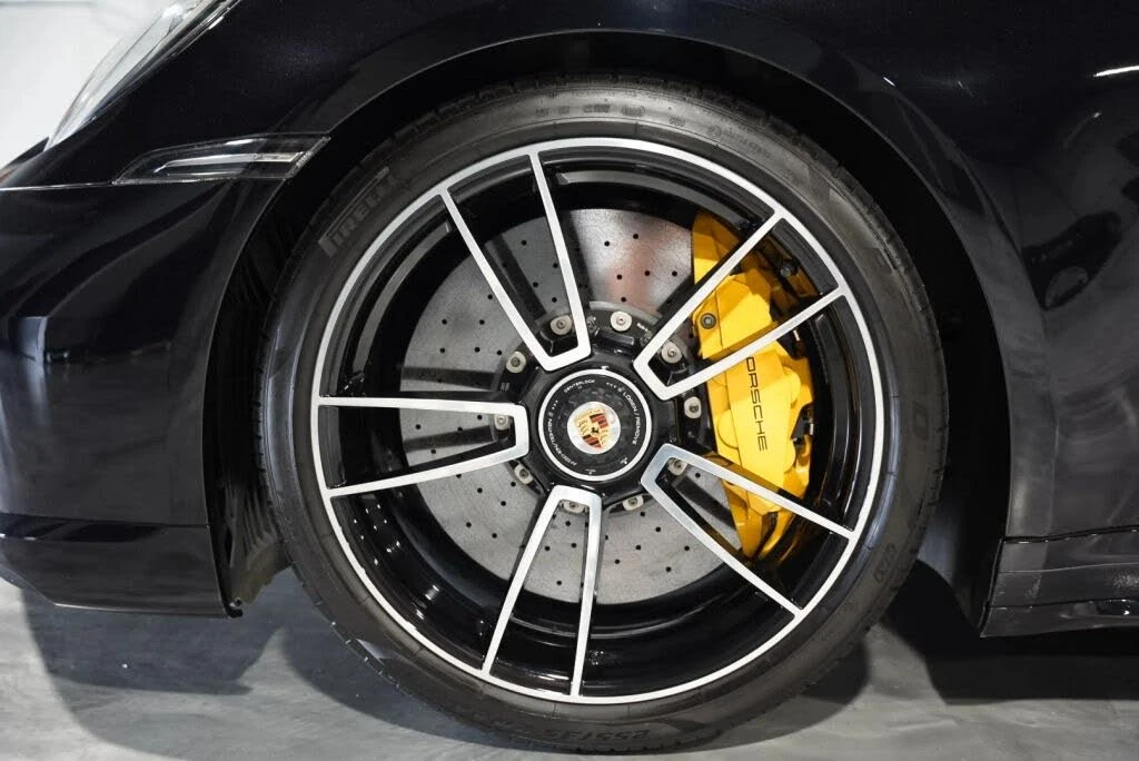 2021 Porsche 992 Turbo S - Image 18 of 31
