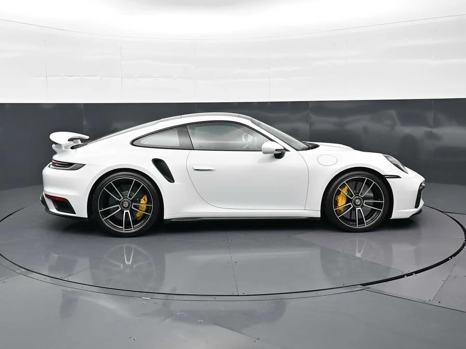2021 Porsche 992 Turbo S - Image 26 of 31