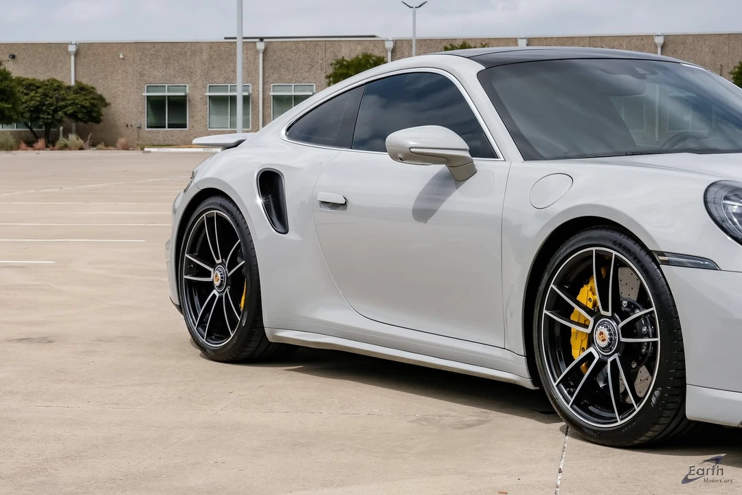 2021 Porsche 992 Turbo S - Image 25 of 31