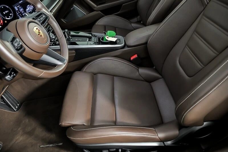 2021 Porsche 992 Turbo S - Image 17 of 31