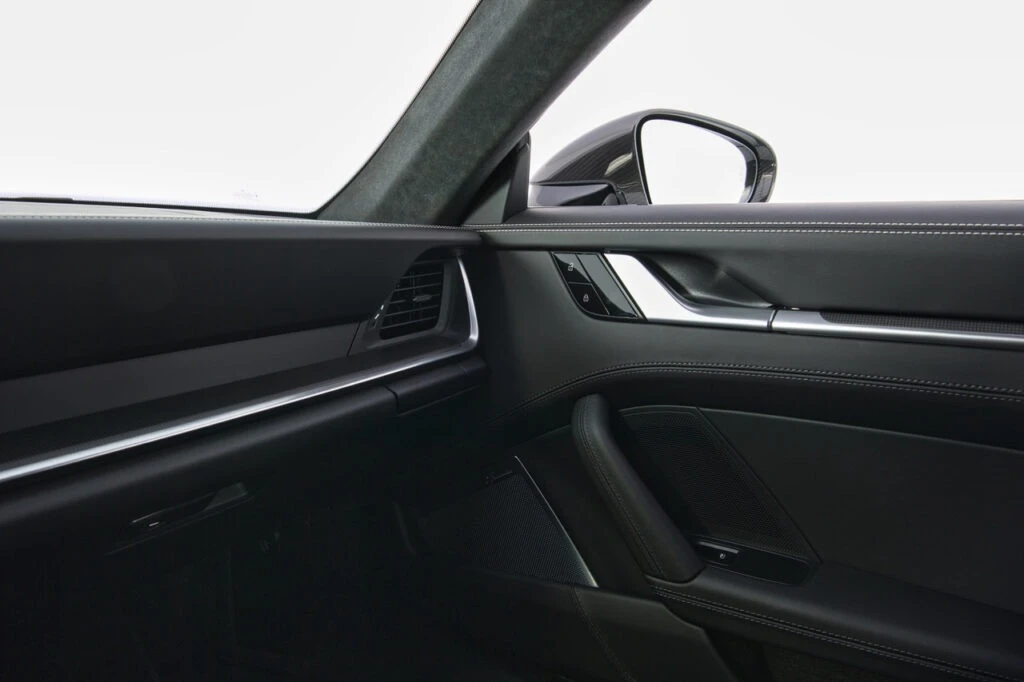 2021 Porsche 992 Turbo S - Image 29 of 31