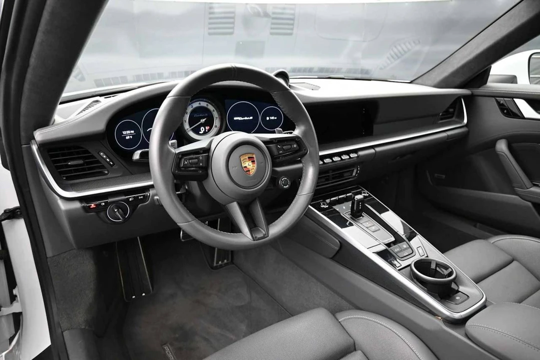 2021 Porsche 992 Turbo S - Image 4 of 5