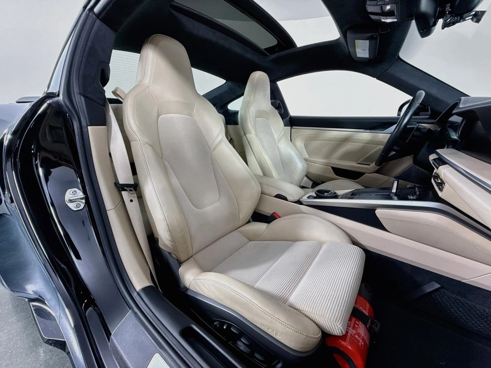 2021 Porsche 992 Turbo S - Image 29 of 31