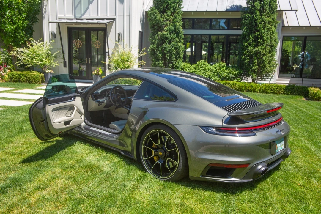 2021 Porsche 992 Turbo S - Image 16 of 17