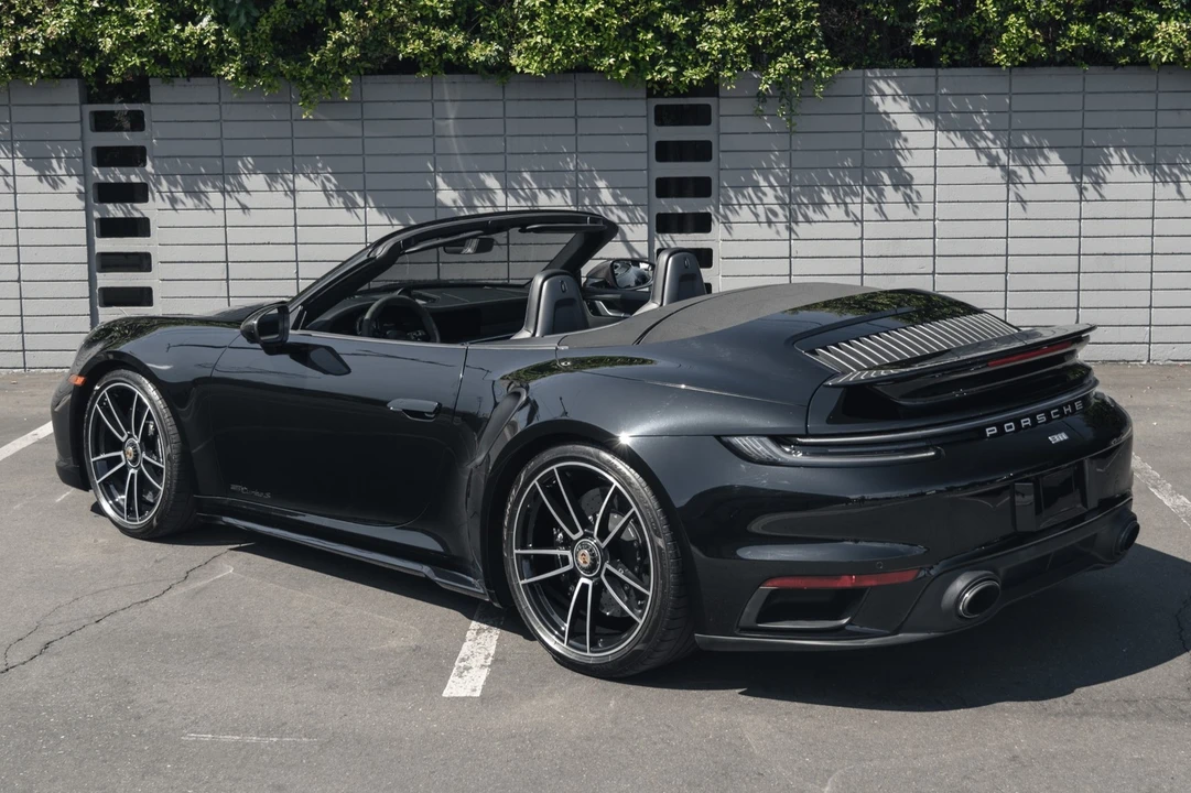2021 Porsche 992 Turbo - Image 2 of 21