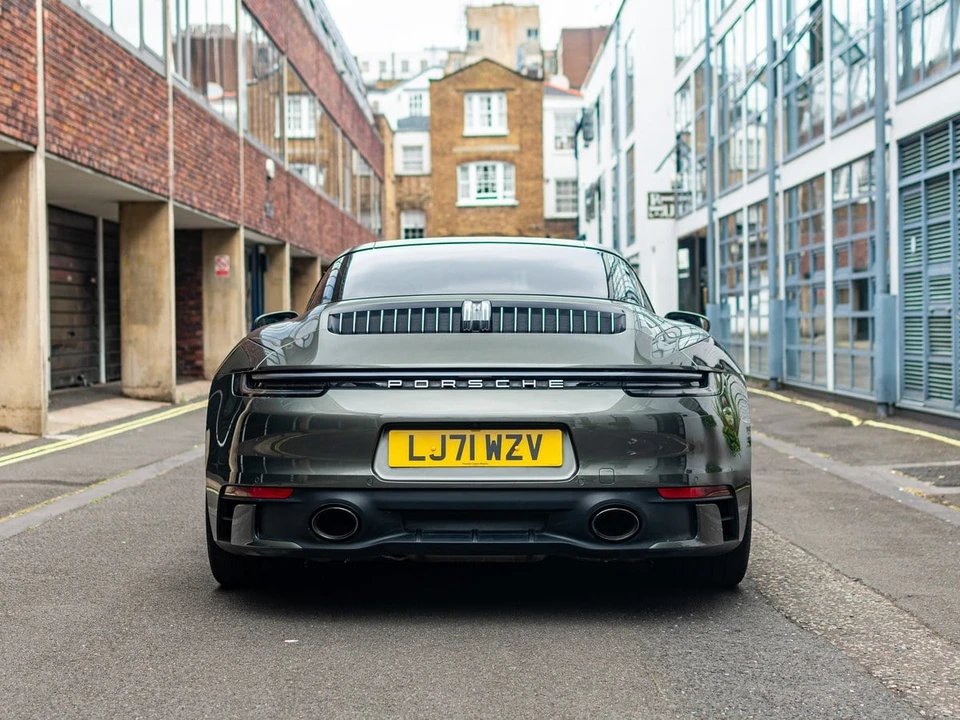 2021 Porsche 992 Targa 4 & 4S - Image 20 of 30