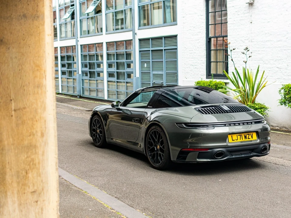 2021 Porsche 992 Targa 4 & 4S - Image 22 of 30