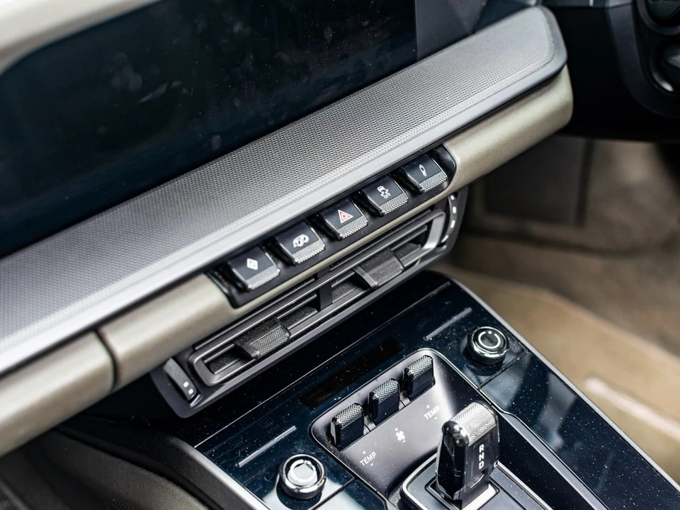 2021 Porsche 992 Targa 4 & 4S - Image 9 of 30