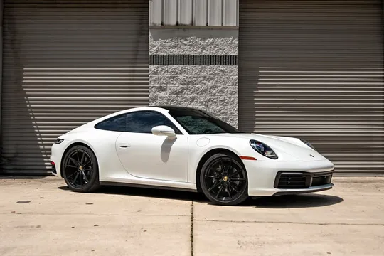 2021 Porsche 911 Carrera