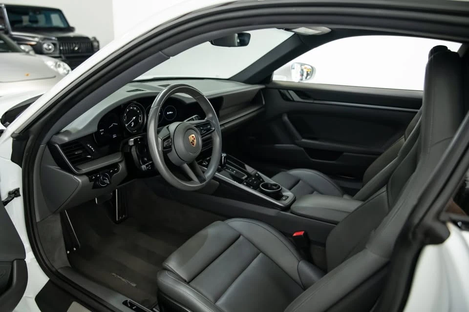2021 Porsche 992 Carrera - Image 9 of 20