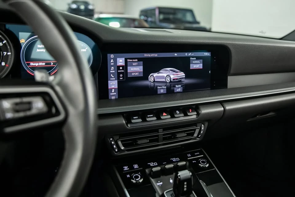 2021 Porsche 992 Carrera - Image 13 of 20